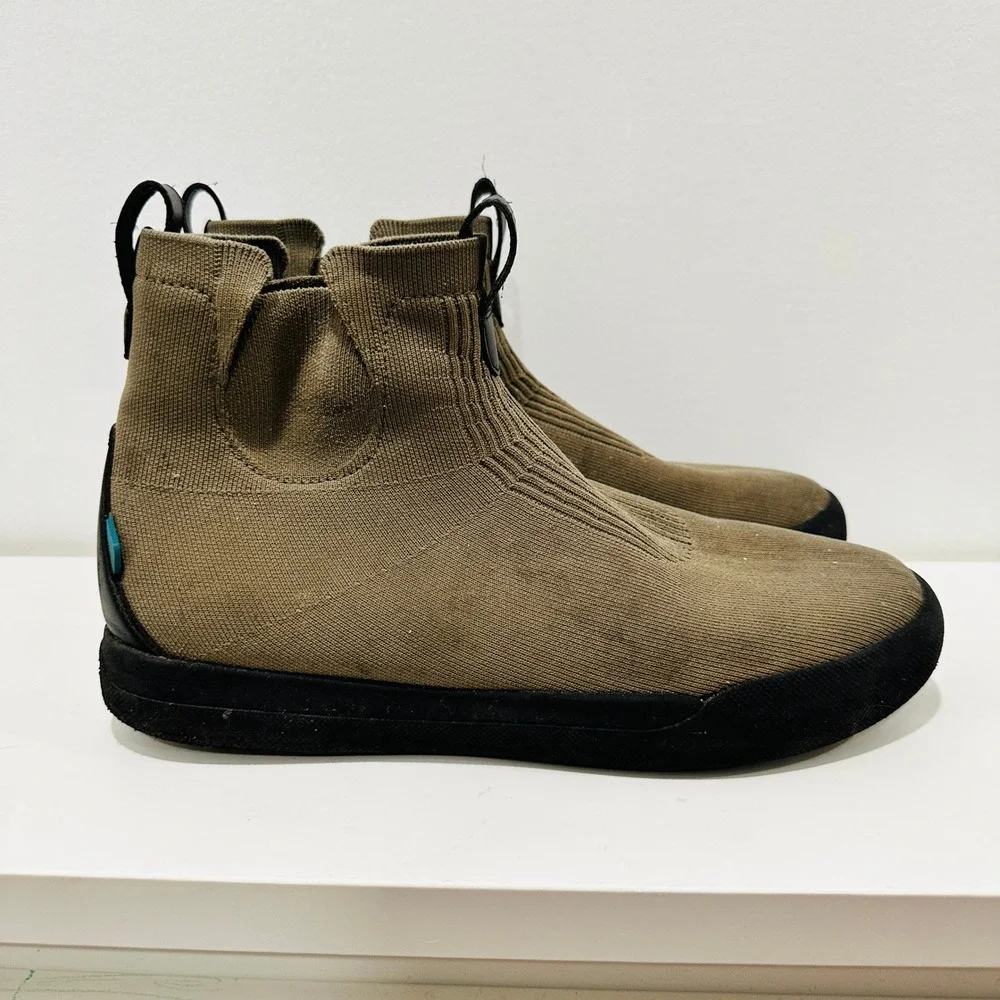 Vessi Weekend Chelsea Mens 10 Waterproof Knit Boots Olive Green Brown Ankle Boot